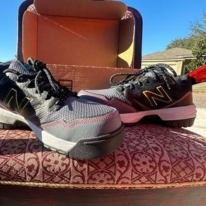 New Women “New Balance” Steel Toe Work Sneaker 589v1